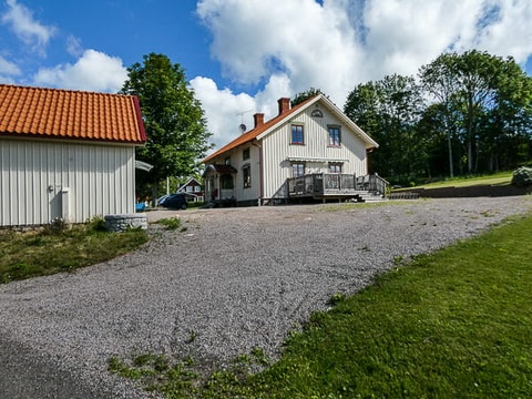 407470