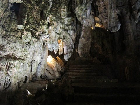 Kalkstensgrotta