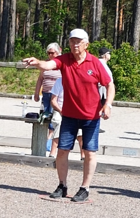 271683