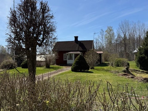 Hus på landet vid Vadstugan