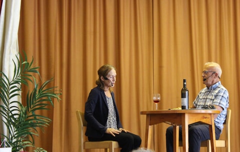 Lydia får råd av Lars-Göran