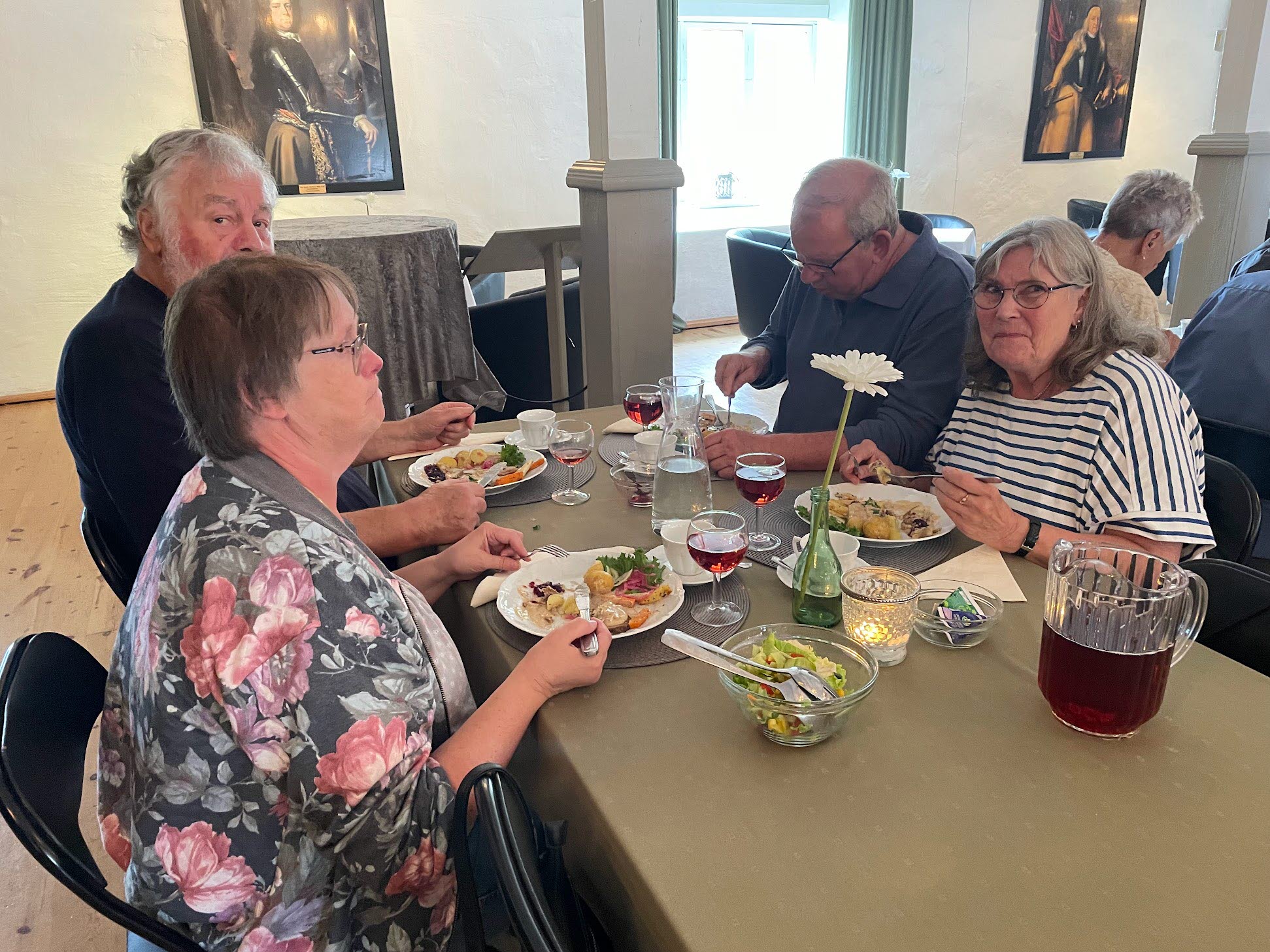Middag på Torpa slotts café