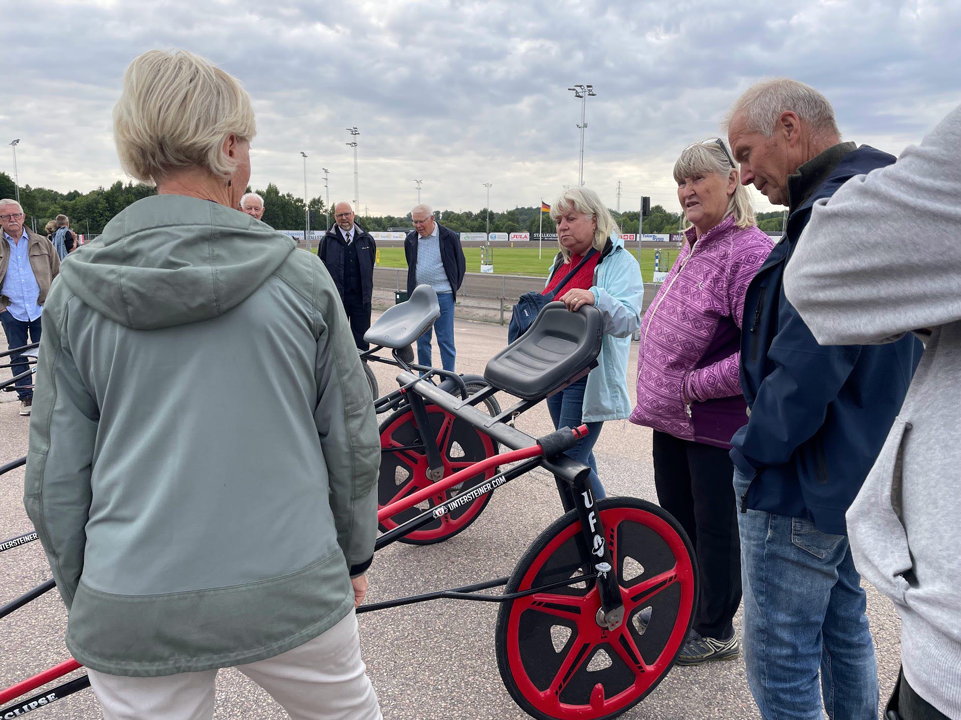 Demonstration av olika sulkys