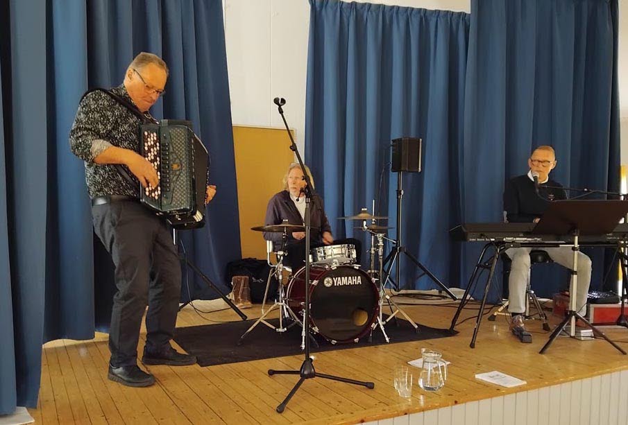 Anders Nilsson, Hasse Pettersson och Roland Pettersson svarade för underhållningen