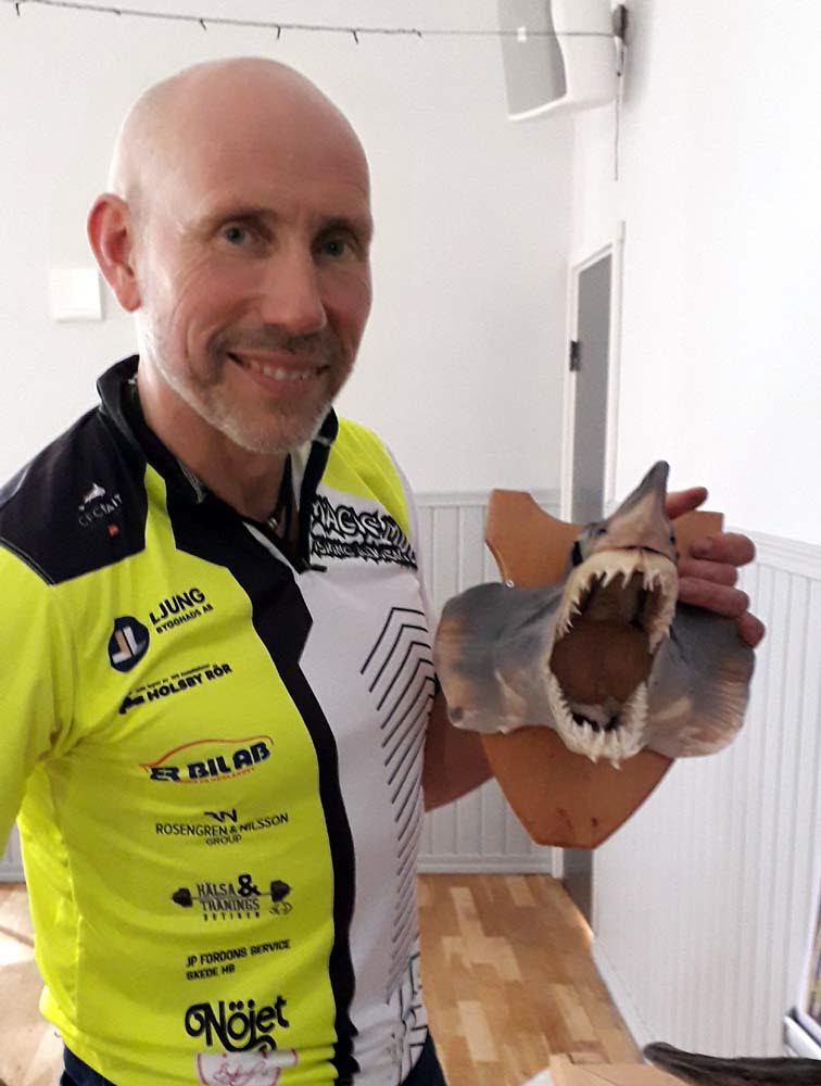 Mikael Anderssom med sitt största gäddhuvud