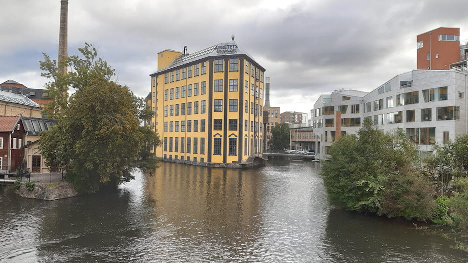 "Strykjärnet" och Strömmen från Bergsbron