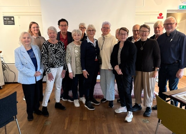 En grupp mycket nöjda deltagare från hela landet. Siv Kanon först från vänster, Sören Karlsson Arevång fyra från vänster.