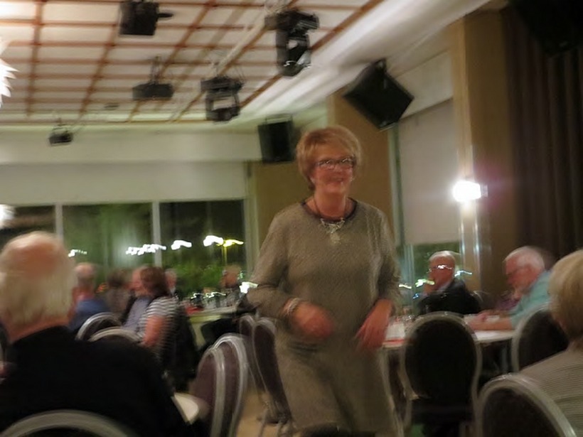 15_15nr06.jpg